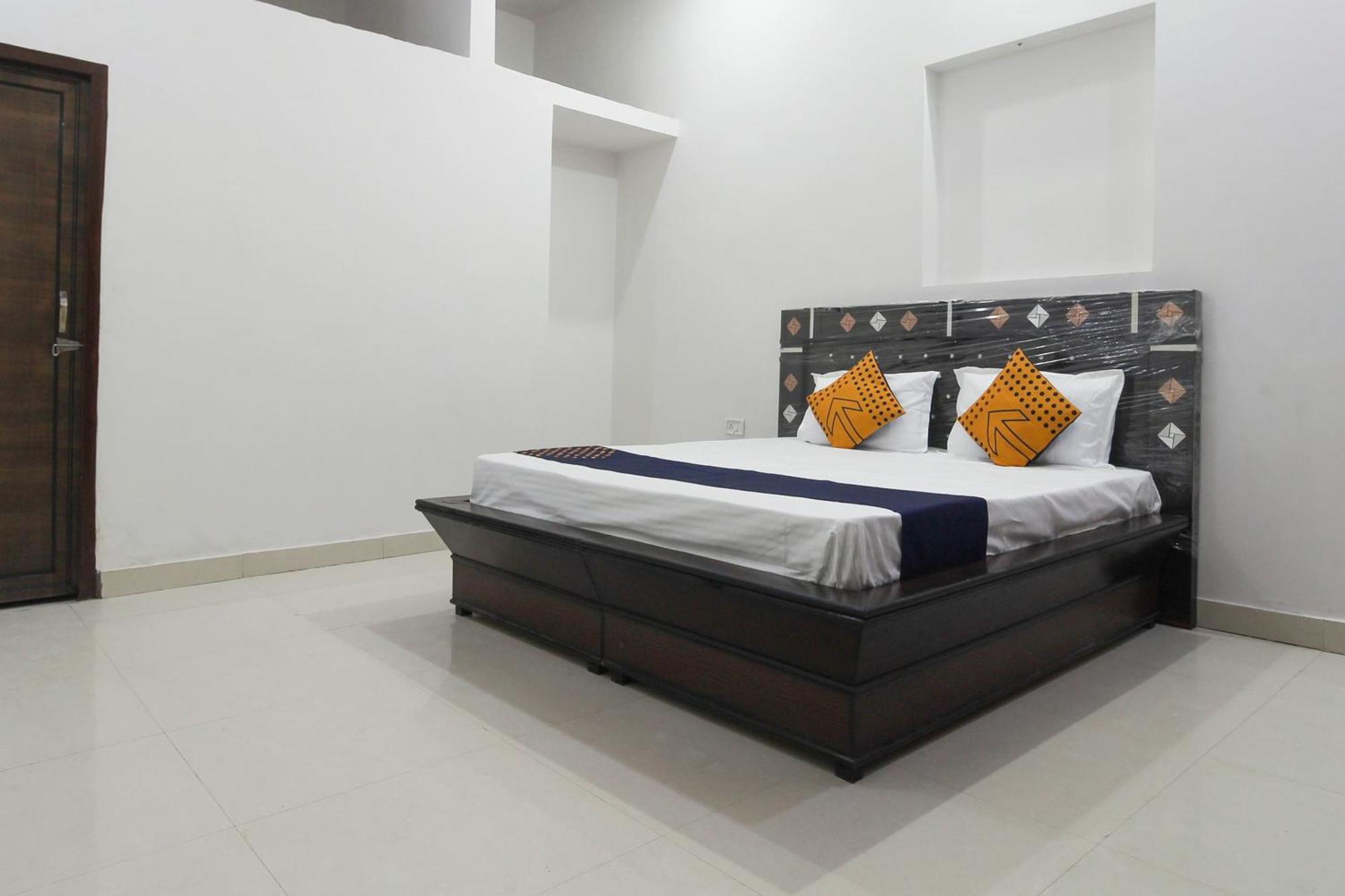 Spot On Green Valley Meerut Esterno foto